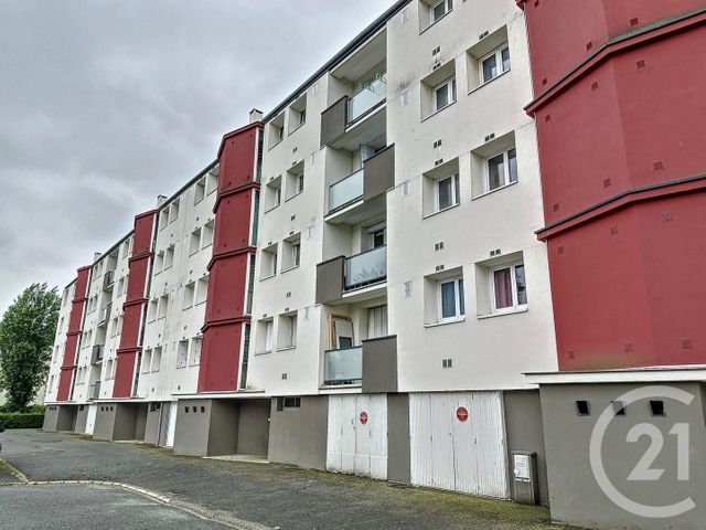 Appartement F3 à vendre - 3 pièces - 54,67 m2 - St Jean De La Ruelle - 45 - CENTRE