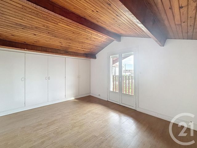 maison à louer - 5 pièces - 114.98 m2 - GUJAN MESTRAS - 33 - AQUITAINE - Century 21 Duprat & Associés