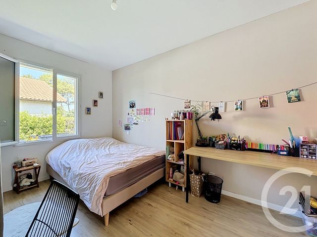maison à vendre - 4 pièces - 93.89 m2 - GUJAN MESTRAS - 33 - AQUITAINE - Century 21 Duprat & Associés