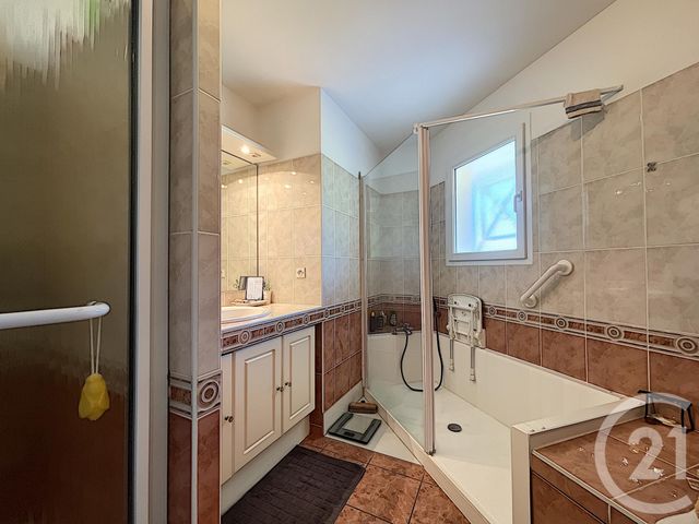 maison à vendre - 5 pièces - 118.93 m2 - GUJAN MESTRAS - 33 - AQUITAINE - Century 21 Duprat Donnesse maison à vendre - 5 pièces - 118.93 m2 - GUJAN MESTRAS - 33 - AQUITAINE - Century 21 Duprat Donnesse