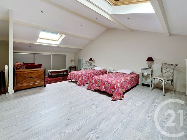 maison à vendre - 5 pièces - 195.75 m2 - GUJAN MESTRAS - 33 - AQUITAINE - Century 21 Duprat & Associés
