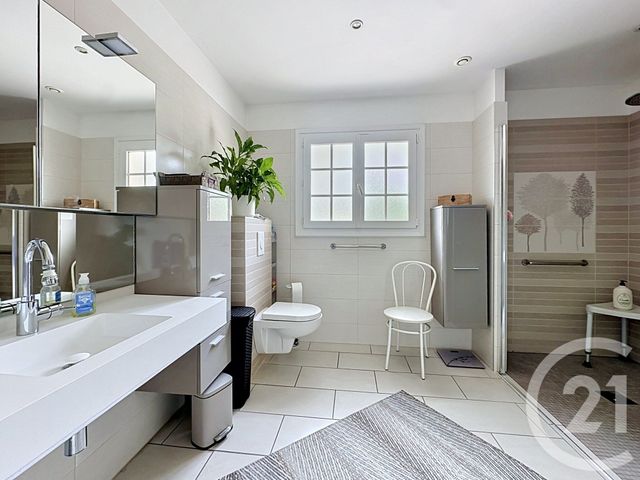 maison à vendre - 5 pièces - 195.75 m2 - GUJAN MESTRAS - 33 - AQUITAINE - Century 21 Duprat & Associés