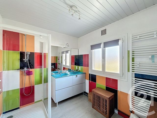 maison à vendre - 5 pièces - 101.15 m2 - GUJAN MESTRAS - 33 - AQUITAINE - Century 21 Duprat & Associés