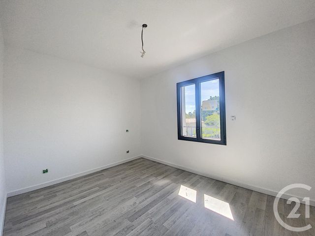 Afficher la photo en grand Appartement F3 à vendre - 3 pièces - 63.62 m2 - GUJAN MESTRAS - 33 - AQUITAINE - Century 21 Duprat Donnesse