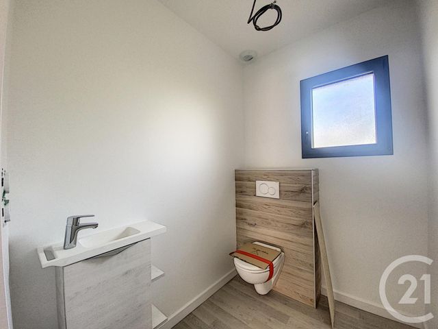 Afficher la photo en grand Appartement F3 à vendre - 3 pièces - 63.62 m2 - GUJAN MESTRAS - 33 - AQUITAINE - Century 21 Duprat Donnesse