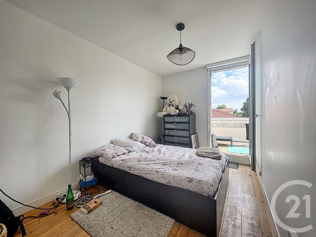Afficher la photo en grand Appartement F3 à vendre - 3 pièces - 49.0 m2 - GUJAN MESTRAS - 33 - AQUITAINE - Century 21 Duprat Donnesse