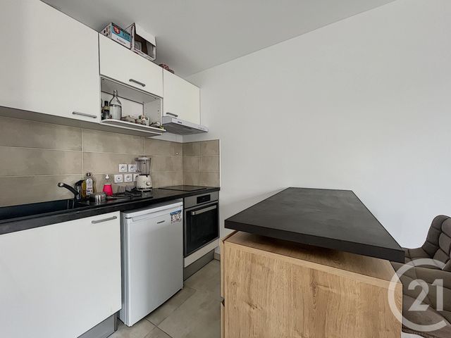 Afficher la photo en grand Studio à vendre - 1 pièce - 33.06 m2 - GUJAN MESTRAS - 33 - AQUITAINE - Century 21 Duprat Donnesse