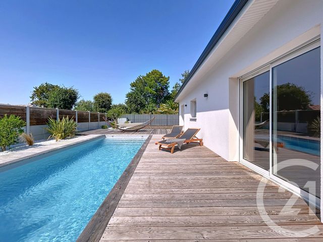 maison à vendre - 5 pièces - 139.11 m2 - GUJAN MESTRAS - 33 - AQUITAINE - Century 21 Duprat & Associés