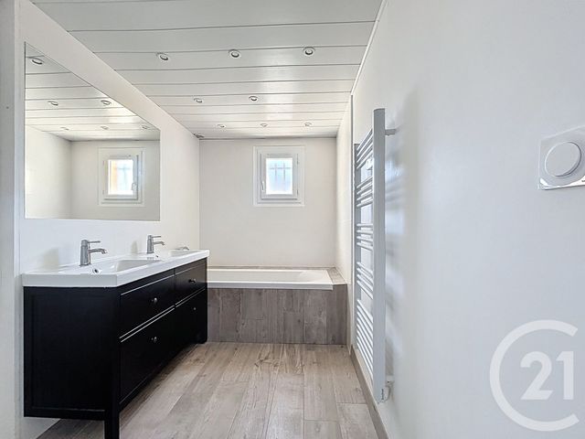 maison à vendre - 7 pièces - 142.8 m2 - GUJAN MESTRAS - 33 - AQUITAINE - Century 21 Duprat & Associés