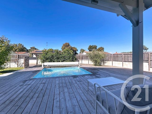 maison à vendre - 7 pièces - 142.8 m2 - GUJAN MESTRAS - 33 - AQUITAINE - Century 21 Duprat & Associés