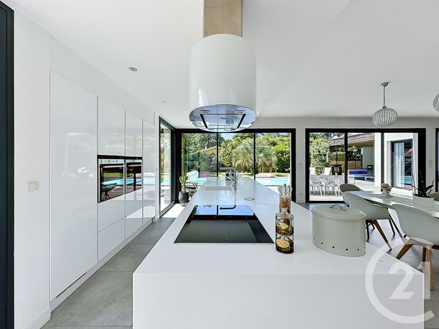maison à vendre - 6 pièces - 200.0 m2 - GUJAN MESTRAS - 33 - AQUITAINE - Century 21 Duprat & Associés