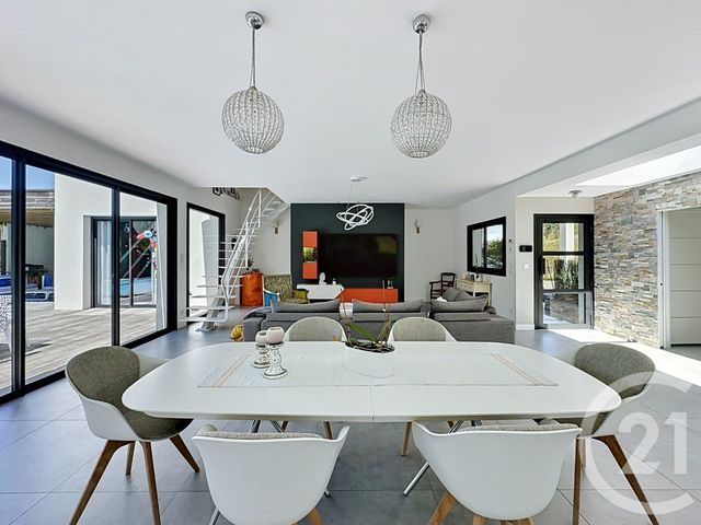 maison à vendre - 6 pièces - 200.0 m2 - GUJAN MESTRAS - 33 - AQUITAINE - Century 21 Duprat & Associés