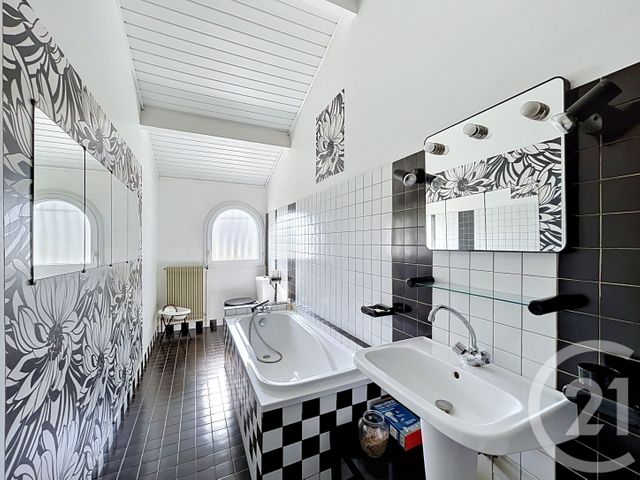 maison à vendre - 4 pièces - 136.13 m2 - GUJAN MESTRAS - 33 - AQUITAINE - Century 21 Duprat & Associés