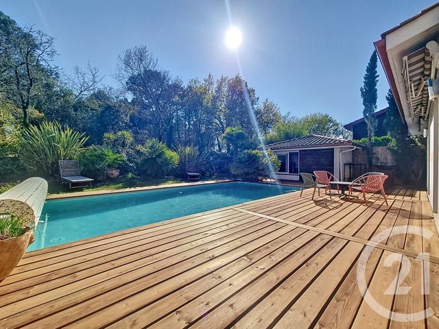 maison à vendre - 5 pièces - 162.88 m2 - GUJAN MESTRAS - 33 - AQUITAINE - Century 21 Duprat & Associés