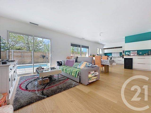 maison à vendre - 5 pièces - 132.36 m2 - GUJAN MESTRAS - 33 - AQUITAINE - Century 21 Duprat & Associés