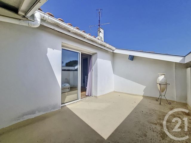 maison à vendre - 4 pièces - 127.5 m2 - GUJAN MESTRAS - 33 - AQUITAINE - Century 21 Duprat & Associés