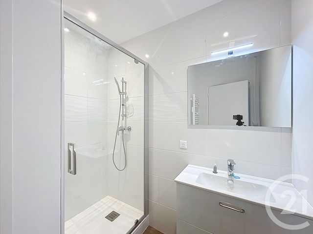 Appartement F3 à vendre - 3 pièces - 48.52 m2 - GUJAN MESTRAS - 33 - AQUITAINE - Century 21 Duprat & Associés