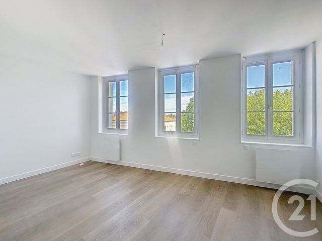 Appartement F2 à vendre - 2 pièces - 31.19 m2 - GUJAN MESTRAS - 33 - AQUITAINE - Century 21 Duprat & Associés