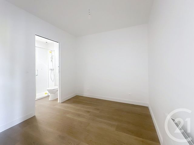 Appartement F2 à vendre - 2 pièces - 31.19 m2 - GUJAN MESTRAS - 33 - AQUITAINE - Century 21 Duprat & Associés