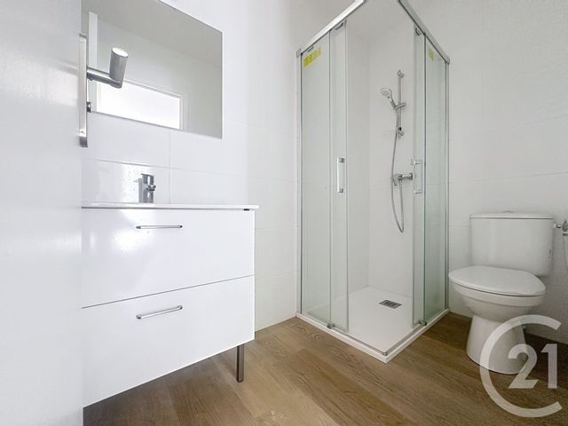 Appartement F2 à vendre - 2 pièces - 34.1 m2 - GUJAN MESTRAS - 33 - AQUITAINE - Century 21 Duprat & Associés