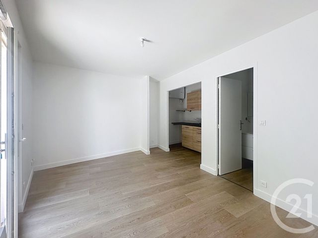 Appartement F2 à vendre - 2 pièces - 34.1 m2 - GUJAN MESTRAS - 33 - AQUITAINE - Century 21 Duprat & Associés