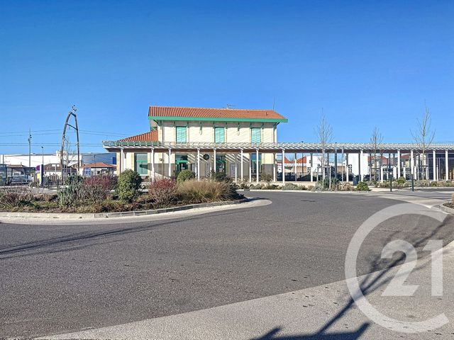 Appartement F2 à vendre - 2 pièces - 35.53 m2 - GUJAN MESTRAS - 33 - AQUITAINE - Century 21 Duprat & Associés