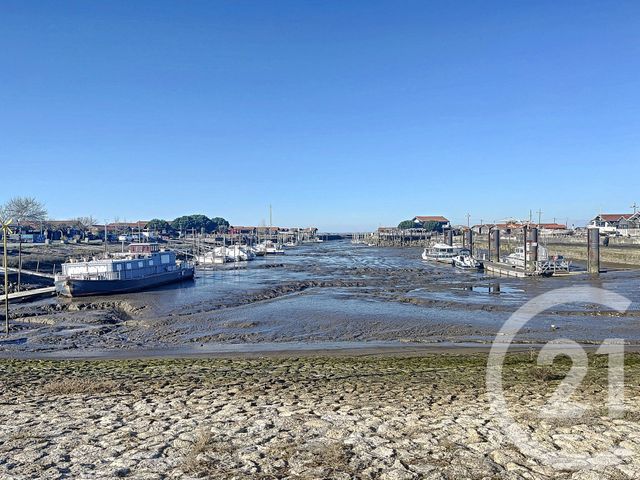 Appartement F2 à vendre - 2 pièces - 35.53 m2 - GUJAN MESTRAS - 33 - AQUITAINE - Century 21 Duprat & Associés