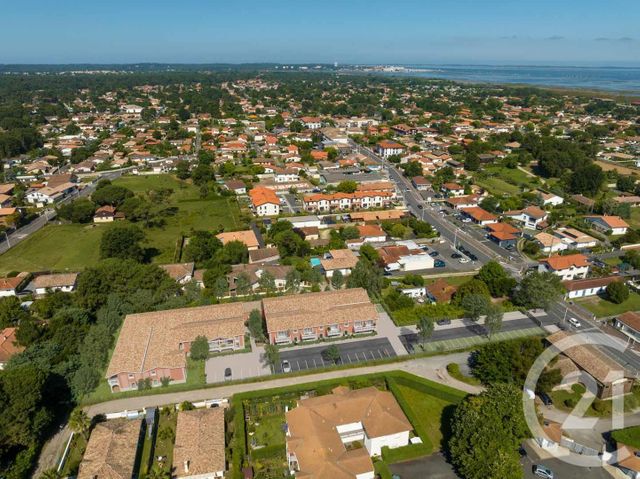 Appartement T3 à vendre - 3 pièces - 61.01 m2 - GUJAN MESTRAS - 33 - AQUITAINE - Century 21 Duprat & Associés