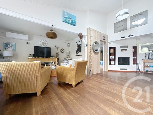 maison à vendre - 5 pièces - 117.0 m2 - GUJAN MESTRAS - 33 - AQUITAINE - Century 21 Duprat & Associés