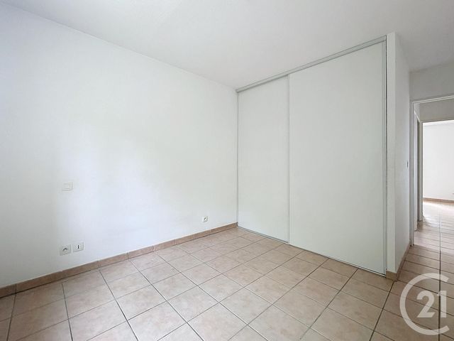 Appartement F3 à vendre - 3 pièces - 60.39 m2 - GUJAN MESTRAS - 33 - AQUITAINE - Century 21 Duprat & Associés