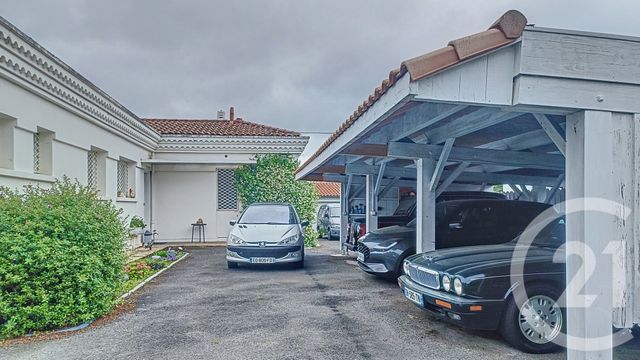 maison à vendre - 9 pièces - 214.0 m2 - GUJAN MESTRAS - 33 - AQUITAINE - Century 21 Duprat & Associés