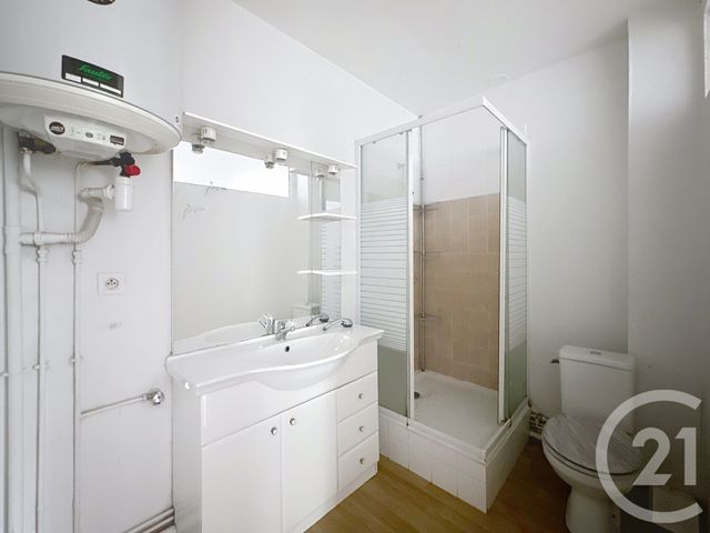 Appartement F2 à vendre - 2 pièces - 31.19 m2 - GUJAN MESTRAS - 33 - AQUITAINE - Century 21 Duprat & Associés