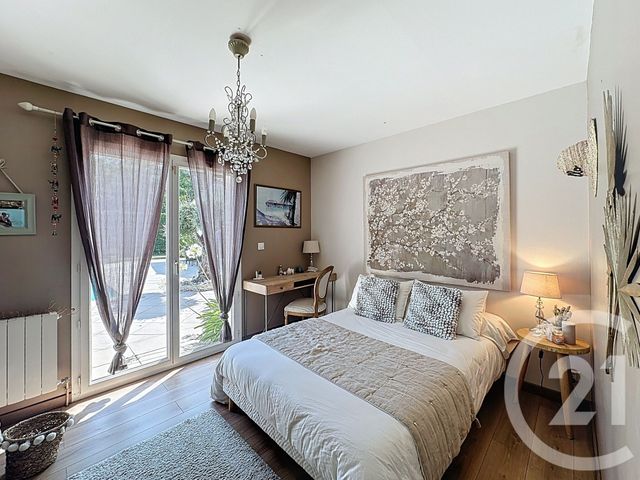 maison à vendre - 5 pièces - 166.2 m2 - GUJAN MESTRAS - 33 - AQUITAINE - Century 21 Duprat & Associés