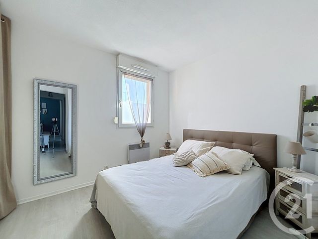 Appartement F2 bis à vendre - 2 pièces - 49.79 m2 - GUJAN MESTRAS - 33 - AQUITAINE - Century 21 Duprat & Associés