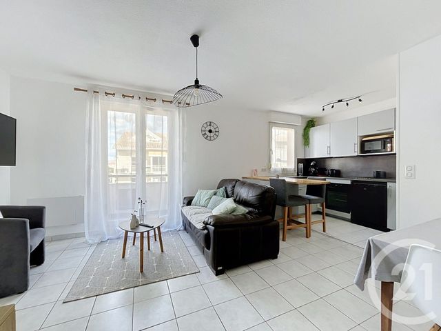 Appartement F2 bis à vendre - 2 pièces - 49.79 m2 - GUJAN MESTRAS - 33 - AQUITAINE - Century 21 Duprat & Associés