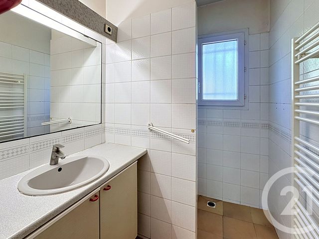 maison à vendre - 4 pièces - 89.6 m2 - GUJAN MESTRAS - 33 - AQUITAINE - Century 21 Duprat & Associés