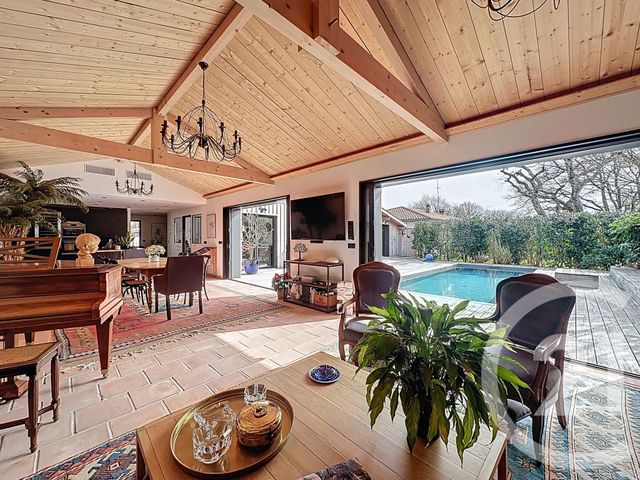 maison à vendre - 5 pièces - 177.57 m2 - GUJAN MESTRAS - 33 - AQUITAINE - Century 21 Duprat & Associés