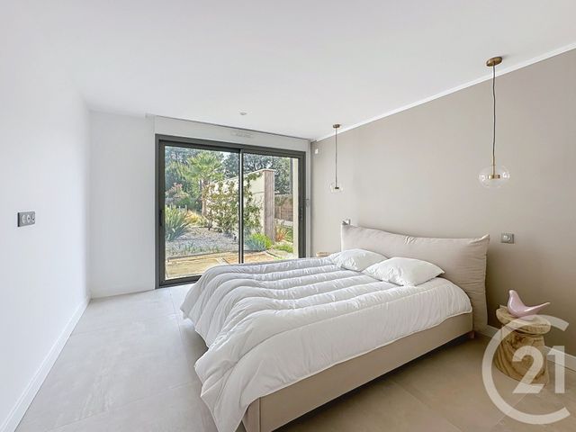 maison à vendre - 6 pièces - 177.0 m2 - GUJAN MESTRAS - 33 - AQUITAINE - Century 21 Duprat & Associés