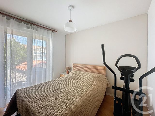 Appartement F2 à vendre - 2 pièces - 46.0 m2 - GUJAN MESTRAS - 33 - AQUITAINE - Century 21 Duprat & Associés