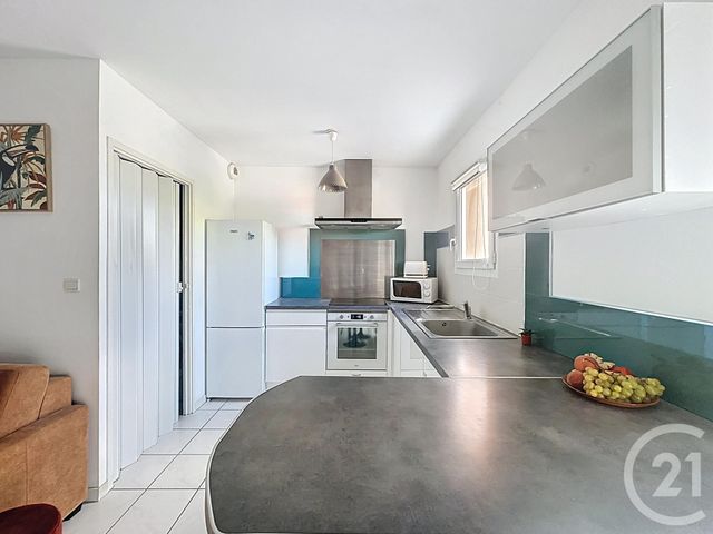 Appartement F2 à vendre - 2 pièces - 46.0 m2 - GUJAN MESTRAS - 33 - AQUITAINE - Century 21 Duprat & Associés