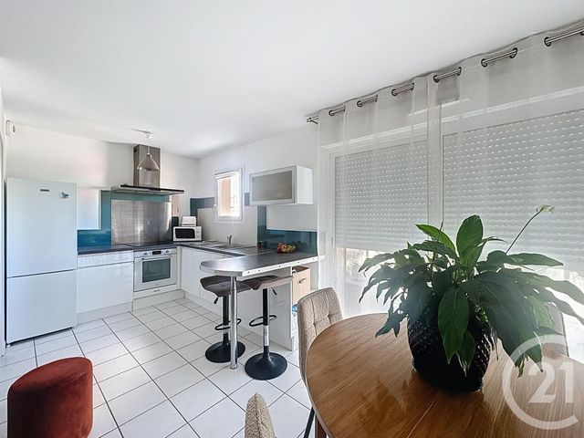 Appartement F2 à vendre - 2 pièces - 46.0 m2 - GUJAN MESTRAS - 33 - AQUITAINE - Century 21 Duprat & Associés