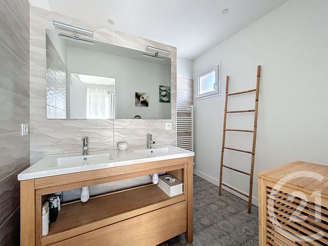 maison à vendre - 6 pièces - 166.72 m2 - GUJAN MESTRAS - 33 - AQUITAINE - Century 21 Duprat & Associés