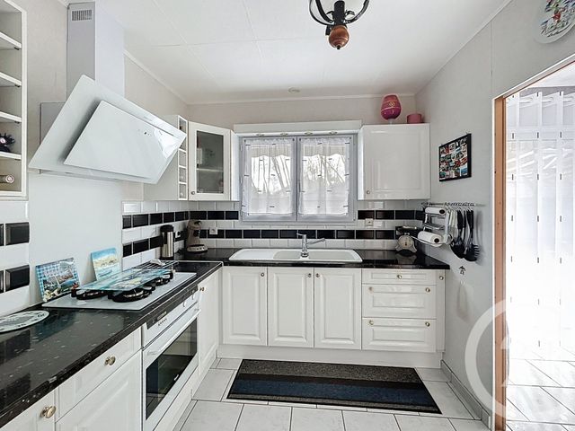 maison à vendre - 3 pièces - 73.77 m2 - GUJAN MESTRAS - 33 - AQUITAINE - Century 21 Duprat & Associés