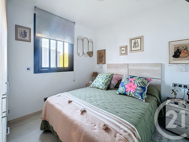 Appartement T2 à vendre - 3 pièces - 59.83 m2 - GUJAN MESTRAS - 33 - AQUITAINE - Century 21 Duprat & Associés