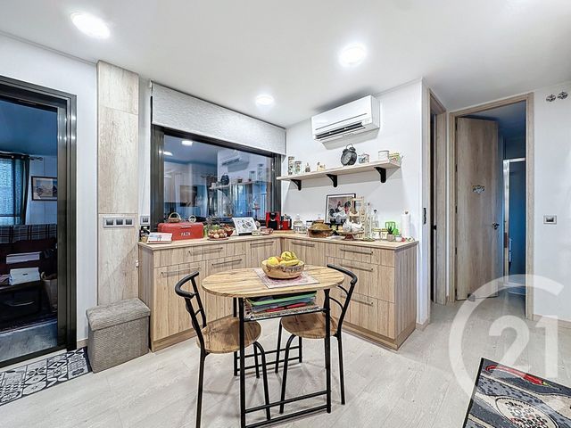 Appartement T2 à vendre - 3 pièces - 59.83 m2 - GUJAN MESTRAS - 33 - AQUITAINE - Century 21 Duprat & Associés