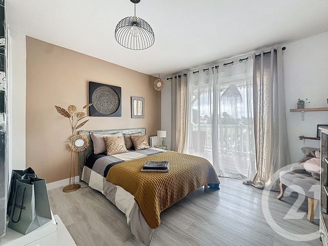 maison à vendre - 5 pièces - 175.79 m2 - GUJAN MESTRAS - 33 - AQUITAINE - Century 21 Duprat & Associés