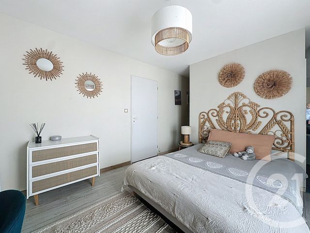 maison à vendre - 5 pièces - 175.79 m2 - GUJAN MESTRAS - 33 - AQUITAINE - Century 21 Duprat & Associés