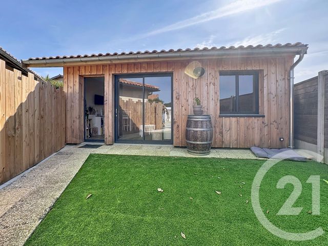 maison à vendre - 5 pièces - 146.2 m2 - GUJAN MESTRAS - 33 - AQUITAINE - Century 21 Duprat & Associés