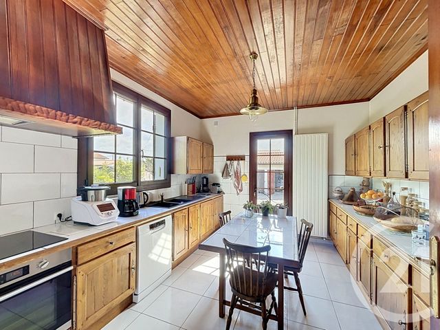maison à vendre - 7 pièces - 205.68 m2 - GUJAN MESTRAS - 33 - AQUITAINE - Century 21 Duprat & Associés