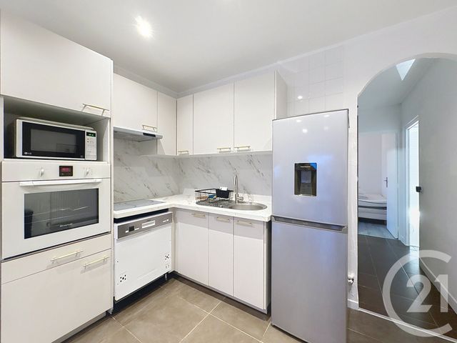 Appartement F4 à louer - 4 pièces - 63.41 m2 - GUJAN MESTRAS - 33 - AQUITAINE - Century 21 Duprat & Associés